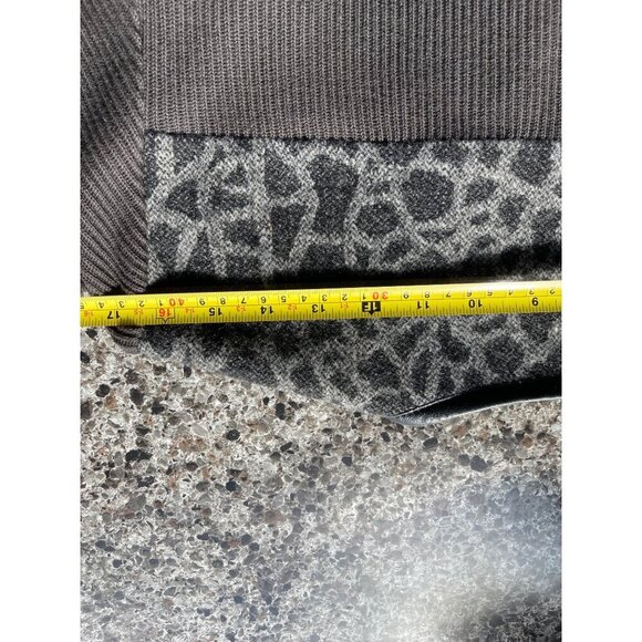 Peter Nygard Womens OX Animal Print Cardigan Sweater Jacket With Zipper & Pocket - Picture 15 of 16